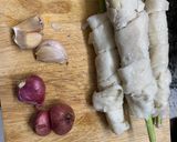Hình bước làm 1 của món Ruột heo chay lụi sả