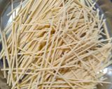 A picture of step 1 of Indian style tomato Spaghetti.