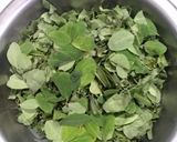 A picture of step 1 of Drumstick Leaves Paratha.