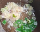 Foto langkah ke 2 dari resep Bihun orak orik telur udang.