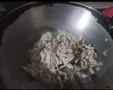 A picture of step 4 of Chicken Buns ❤️.
