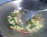 Foto langkah ke 3 dari resep Oseng Kikil (221).