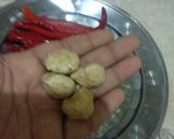 Foto langkah ke 1 dari resep Tenggiri Asem Pedas.