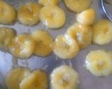 A picture of step 3 of Choco pancake topped with caramelized banana.
