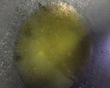 A picture of step 1 of Lili Haldal nu sakorKacchi haldi ki sabhi.