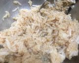 รูปขั้นตอนการทำที่ 2 ของ ข้าวผัดกุนเชียงใส่ไข่