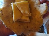 Papa rellena con pino o queso
