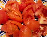 Gambar langkah 1 resipi Tomato Eggs.
