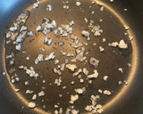 Foto del paso 1 de la receta: Carbonara Yakisoba 🍜