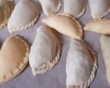 صورة لخطوة 5 من وصفة سمبوسة البف اللذيذه😋👍🏻 رمضانيه
