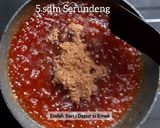 Foto langkah ke 5 dari resep Ayam Goreng Sambal Hitam Madura.