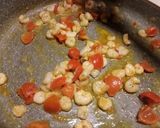A picture of step 1 of Spaghetti nero di seppia.