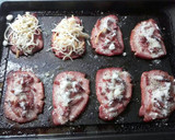 Foto del paso 4 de la receta: La manera que más me gusta de hacer el lomo ¡al horno!🔥