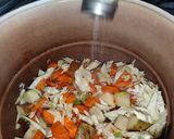 A picture of step 10 of Seafood Soup (Sopa Marinera).