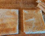 A picture of step 2 of My super crispy melba toast.