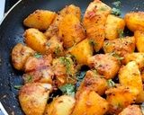 आलू के गुटके (Aloo ke guthke recipe in hindi) रेसिपी चरण 5 फोटो