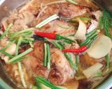 Hình bước làm 3 của món Cá thu kho măng cay