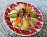 Une image de l'étape 6 de Coucous agneau légumes raisins secs sauce rouge 🥣.