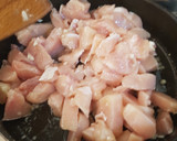 Foto del paso 1 de la receta: Pollo con ajo y crema agria