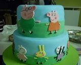 Foto del paso 17 de la receta: Torta de pepa pig cumpleaños de mellizos