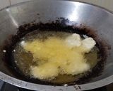 Foto langkah ke 3 dari resep Bakwan Tepung Tapioka Cap Pak Tani Gunung.