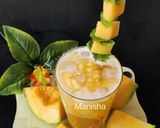A picture of step 3 of Muskmelon juice.