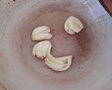 Foto langkah ke 7 dari resep Semur Bola Ayam Saos Tomat.