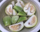 Hình bước làm 3 của món Tôm Cà Ri Xanh Kiểu Thái