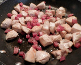 Foto del paso 2 de la receta: Solomillo de pavo con pera y manzana