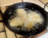 A picture of step 2 of Chicken Fillet Burgers.