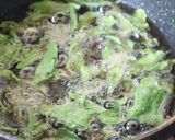 รูปขั้นตอนการทำที่ 1 ของ กะเพรากรอบ_อกไก่_ไข่ดาว🍃🍳