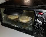 A picture of step 2 of Nut Muffin.