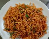 A picture of step 3 of Chinese Bhel.