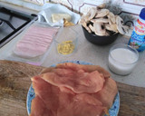 Foto del paso 1 de la receta: Pollo relleno con salsa de champiñones