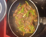 Foto del paso 5 de la receta: Tallarines con ternera. Sabor oriental
