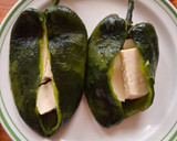 Foto del paso 3 de la receta: Chiles rellenos de queso versión light