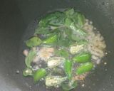 A picture of step 4 of Bread Upma.