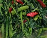 Foto langkah ke 3 dari resep Tumis Kangkung.