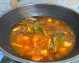 Foto langkah ke 5 dari resep Ikan salem kuah asam segar.