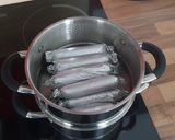 A picture of step 7 of Seitan sausages.