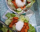 Hình bước làm 8 của món Cơm ức gà sốt cay (Eat clean)