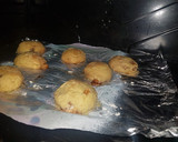 A picture of step 6 of Chocolates and Nuts cookies.
