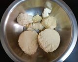 A picture of step 1 of Til ke ladoo.