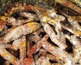 A picture of step 3 of Bindi kurkuri.