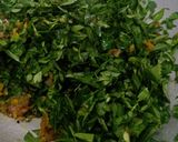 पीठ पेरून मेथीची पालेभाजी रेसिपी स्टेप 3 फोटो
