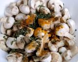 A picture of step 1 of Curd mushroom masala.