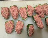 A picture of step 6 of Recommended for Beginners! Stuffed Bell Peppers.