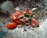 Foto langkah ke 2 dari resep Telur ceplok kuah kecap.