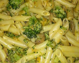 Foto del paso 5 de la receta: Penne con brócoli en salsa de cúrcuma
