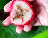 Foto langkah ke 5 dari resep Lemper Batik Merah Putih.